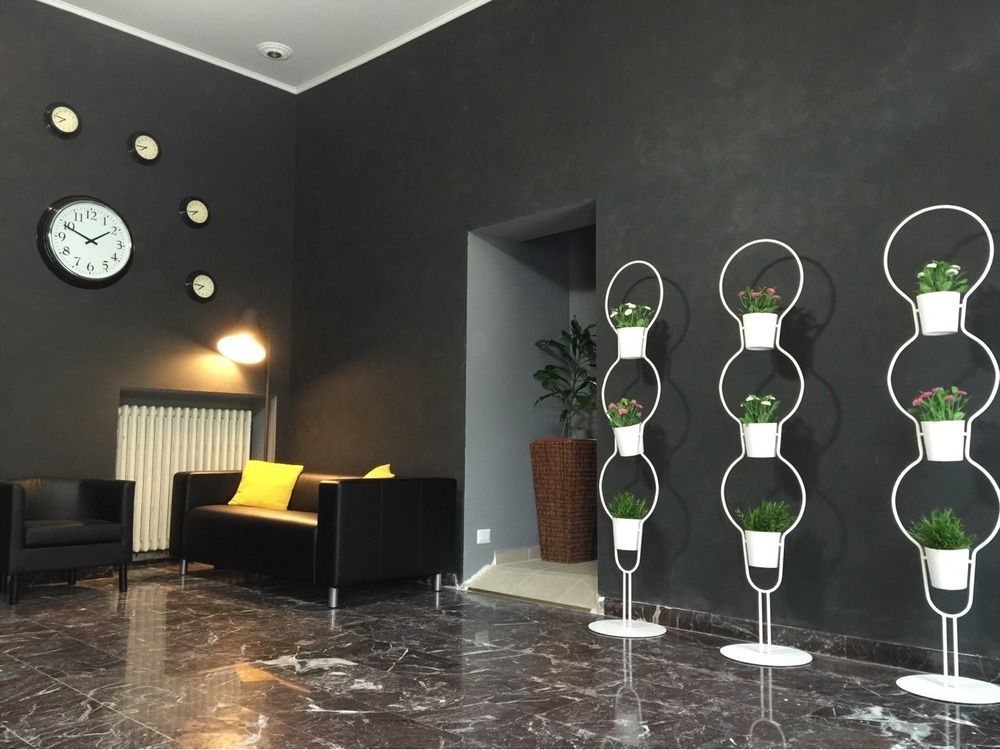 Hotel Moderno Lecco Bagian luar foto