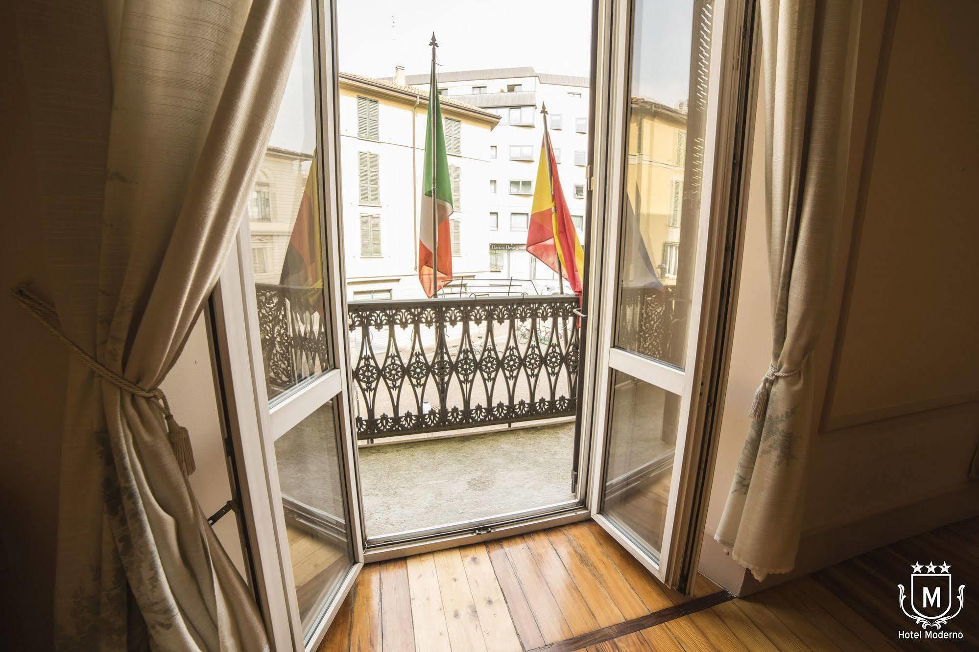 Hotel Moderno Lecco Bagian luar foto