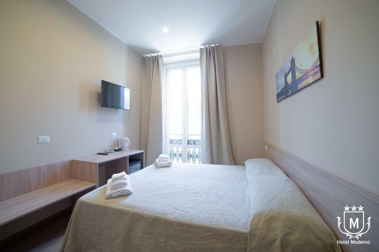 Hotel Moderno Lecco Bagian luar foto