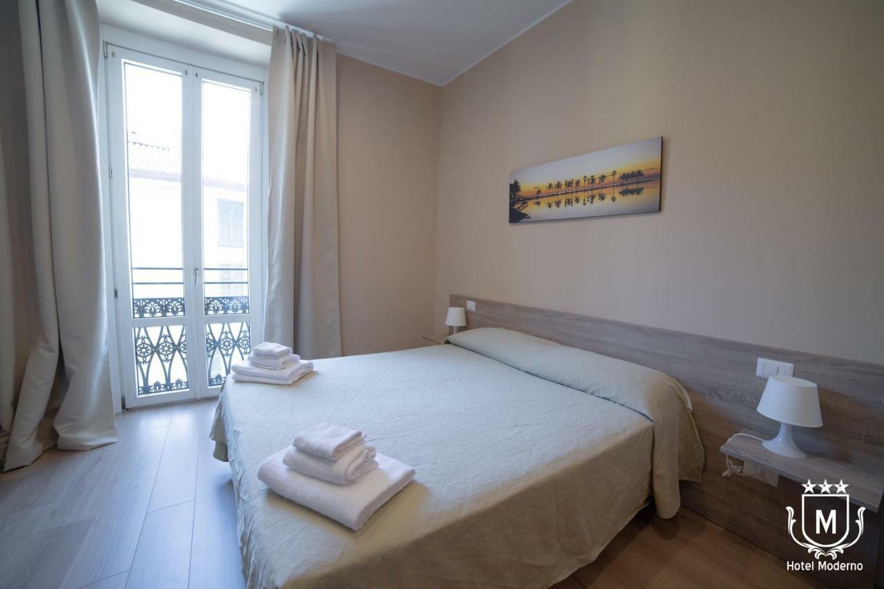 Hotel Moderno Lecco Bagian luar foto