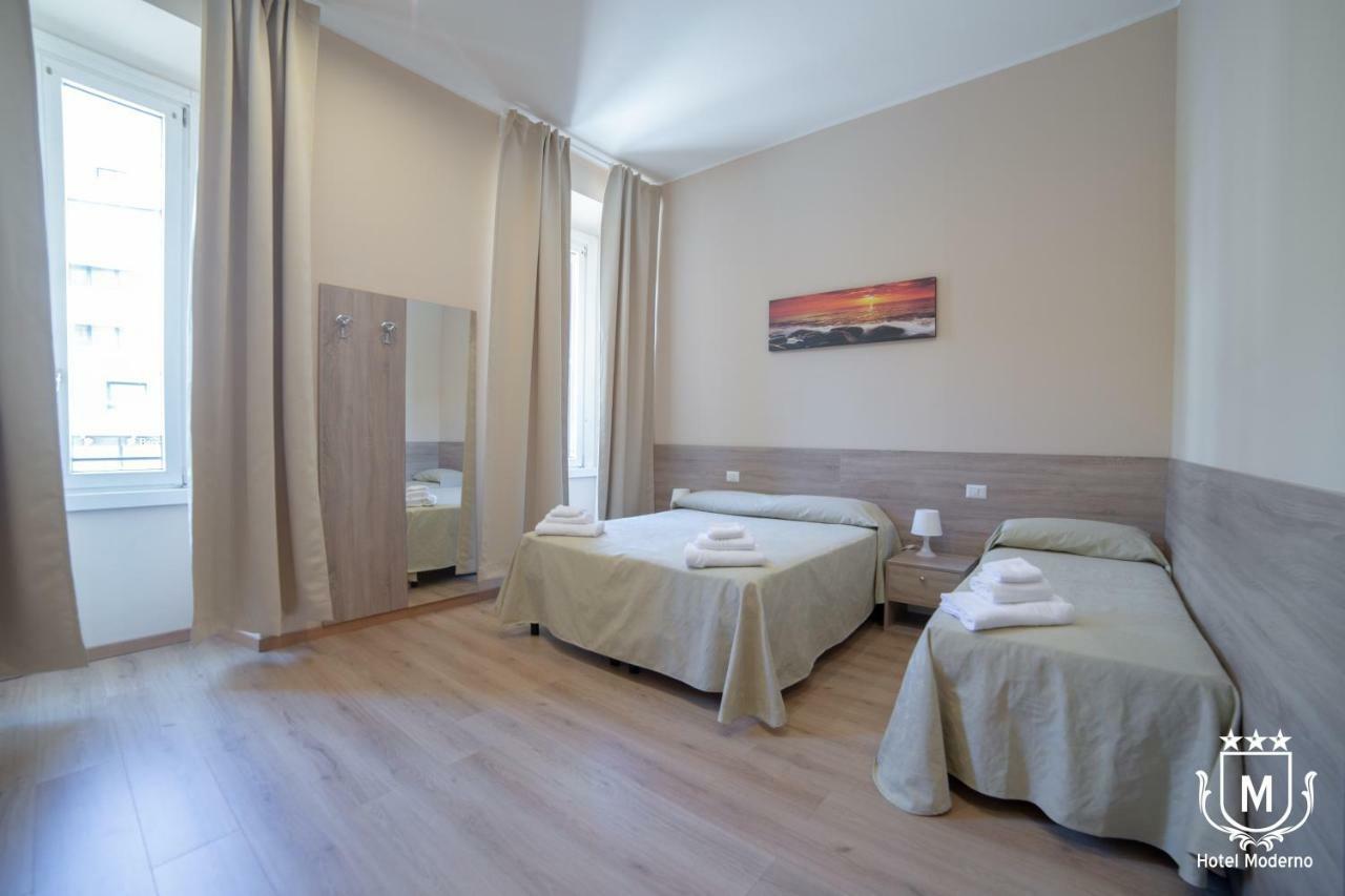 Hotel Moderno Lecco Bagian luar foto
